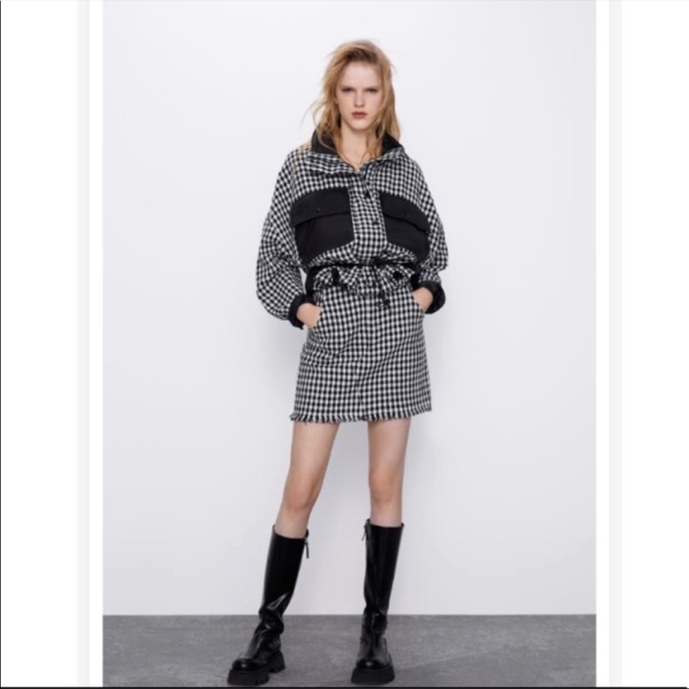 Zara Black and White Checkered Mini Skirt